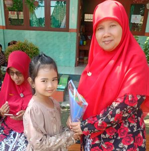 IMG_20251127_141957-297x300 SDN GRUDO 3 Ngawi, Turut Meriahkan Hari Guru Nasional 2025