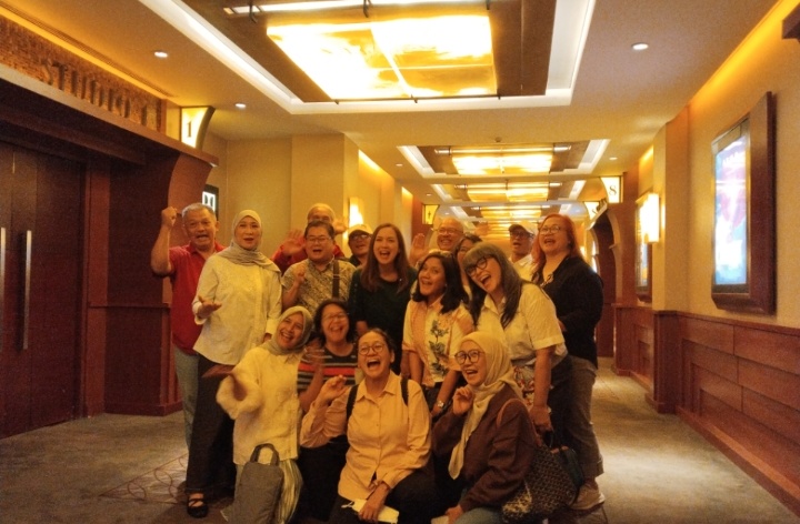 Screenshot_20260212_195903 Nobar 'Rumah Tanpa Cahaya' Jadi Momen Nostalgia Alumni UI